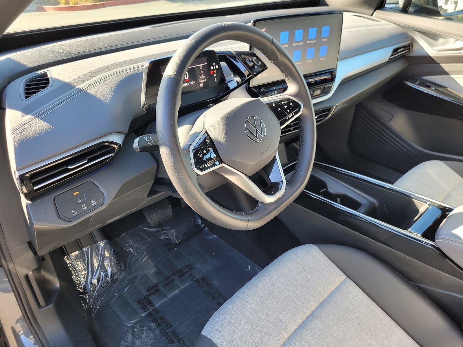 Certified 2023 Volkswagen ID.4 Pro AWD/4WD image 11