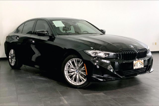 Certified 2023 BMW 330i Sedan w/ Convenience Package RWD image 2