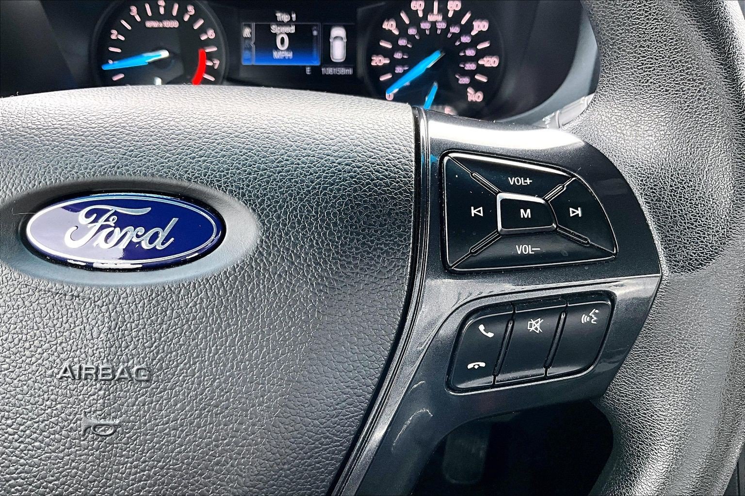 Used 2018 Ford Explorer FWD image 19