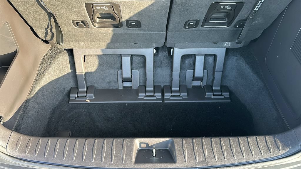 Used 2026 Kia Carnival EX FWD image 38