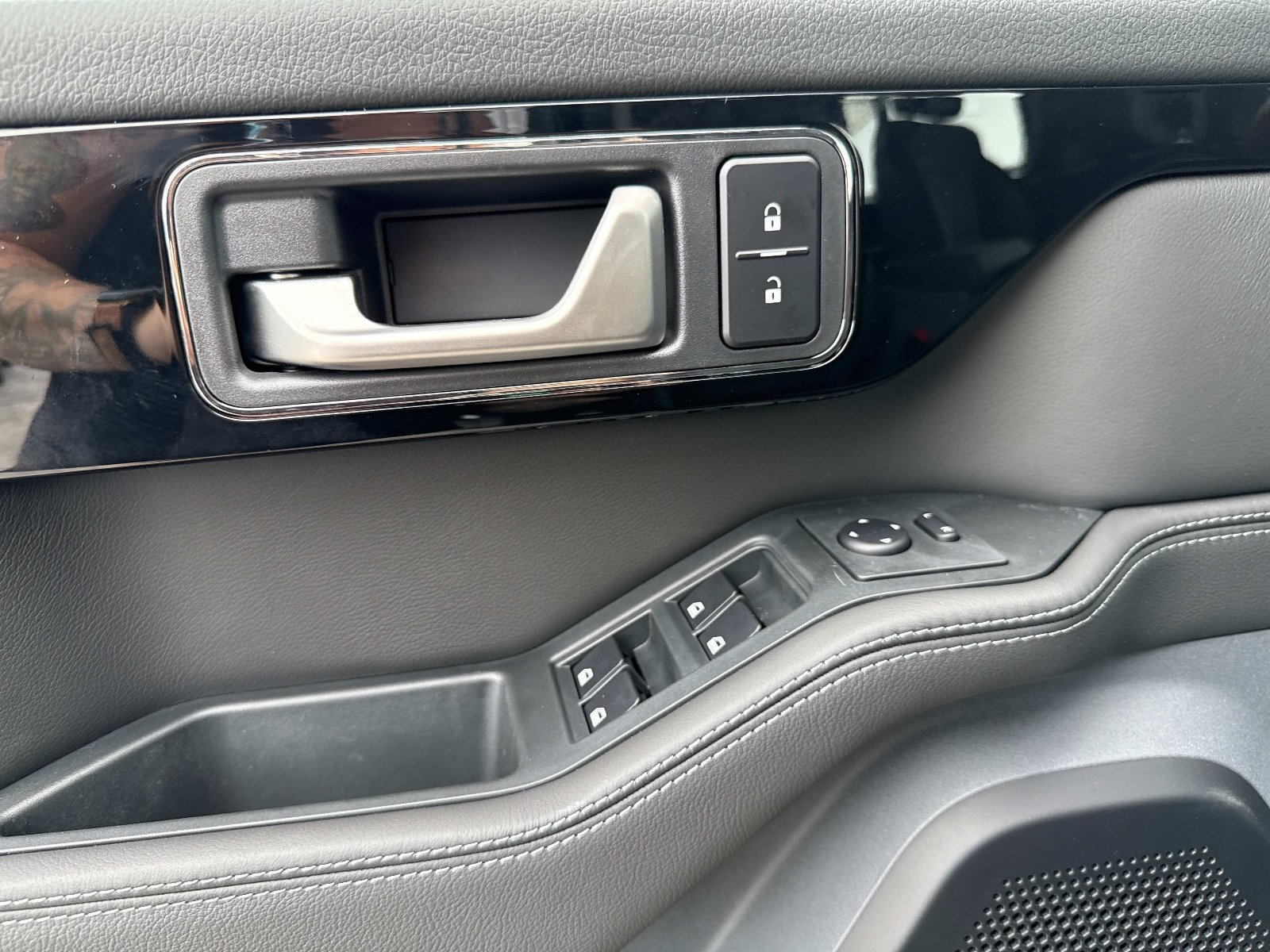 New 2025 INEOS Grenadier AWD/4WD image 17
