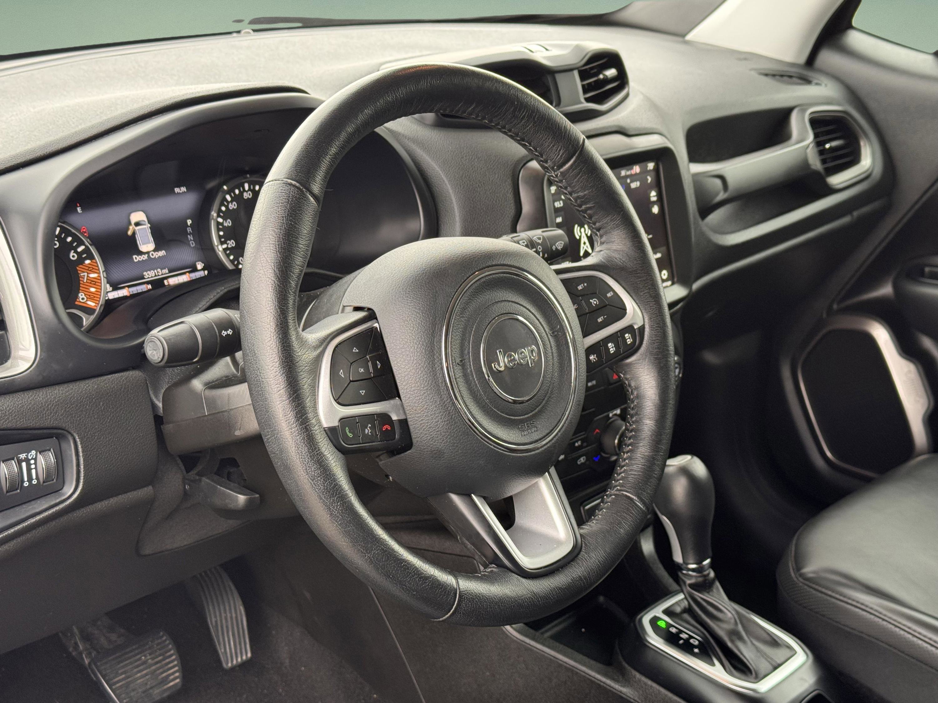 Used 2023 Jeep Renegade Limited image 19