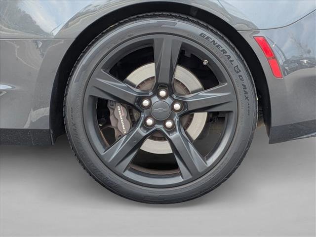 Used 2018 Chevrolet Camaro SS image 20