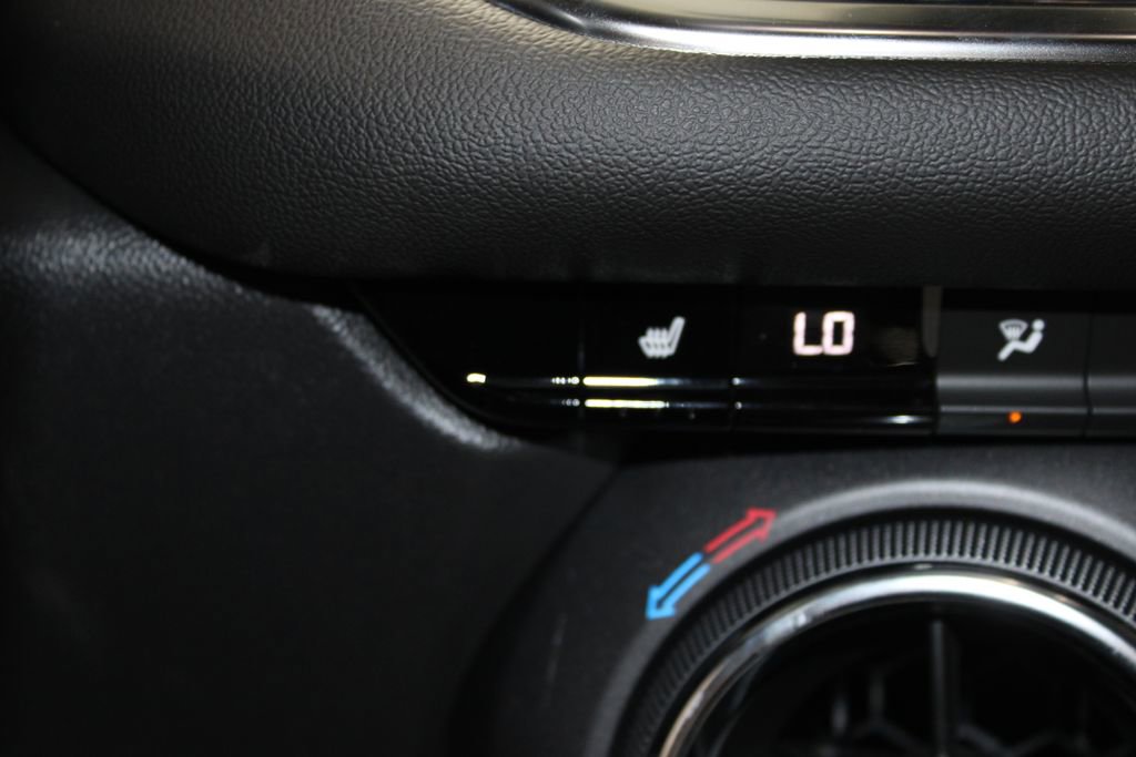 New 2025 Chevrolet Blazer LT w/ Midnight/Sport Edition image 40