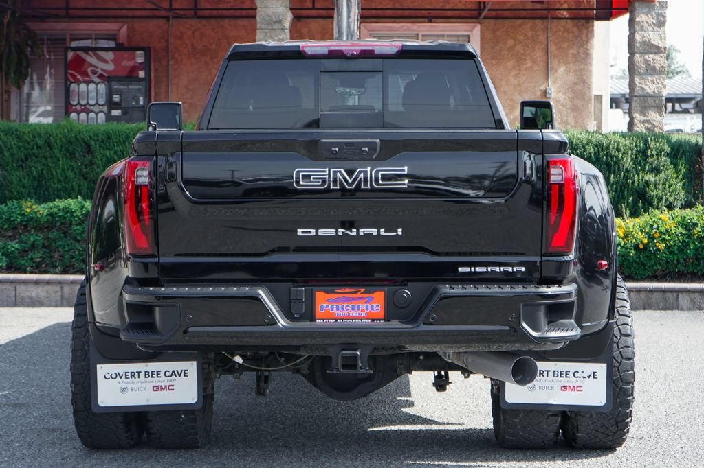 Used 2024 GMC Sierra 3500 Denali w/ Denali Reserve Package AWD/4WD image 7