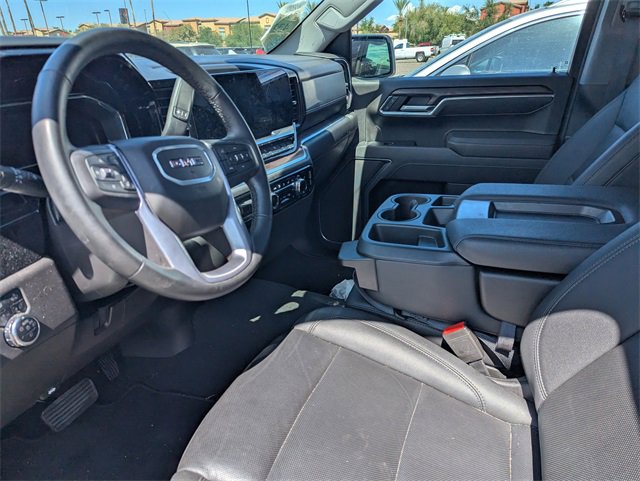 Used 2025 GMC Sierra 1500 SLT image 11