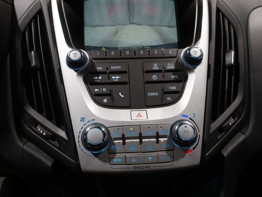 Used 2017 Chevrolet Equinox LT w/ Driver Confidence Package II image 27