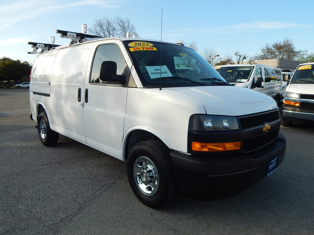 Used 2025 Chevrolet Express 2500 w/ Driver Convenience Package image 10