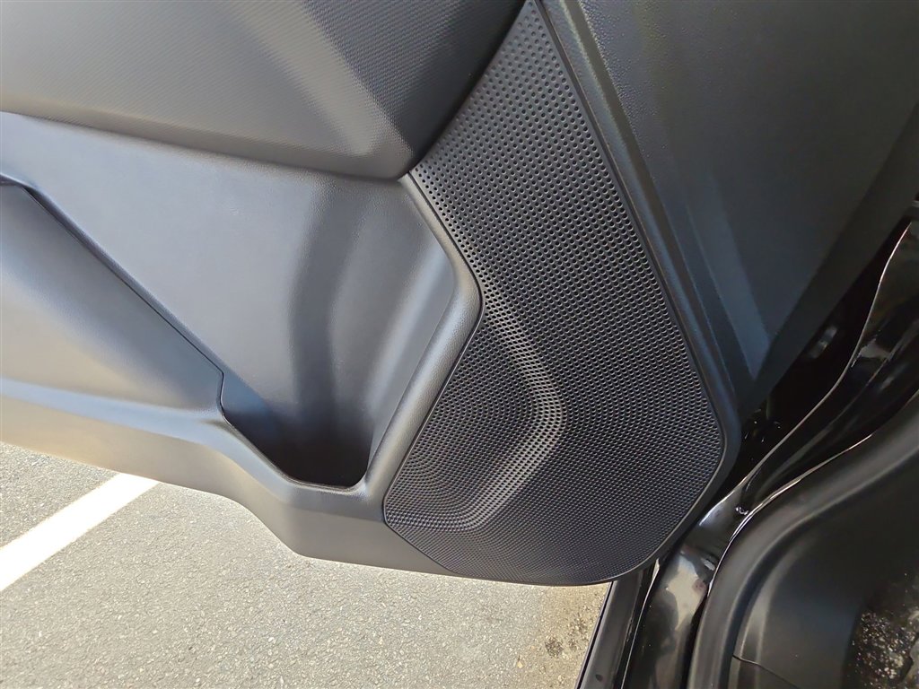 New 2025 Chevrolet Colorado LT w/ LT Convenience Package image 23