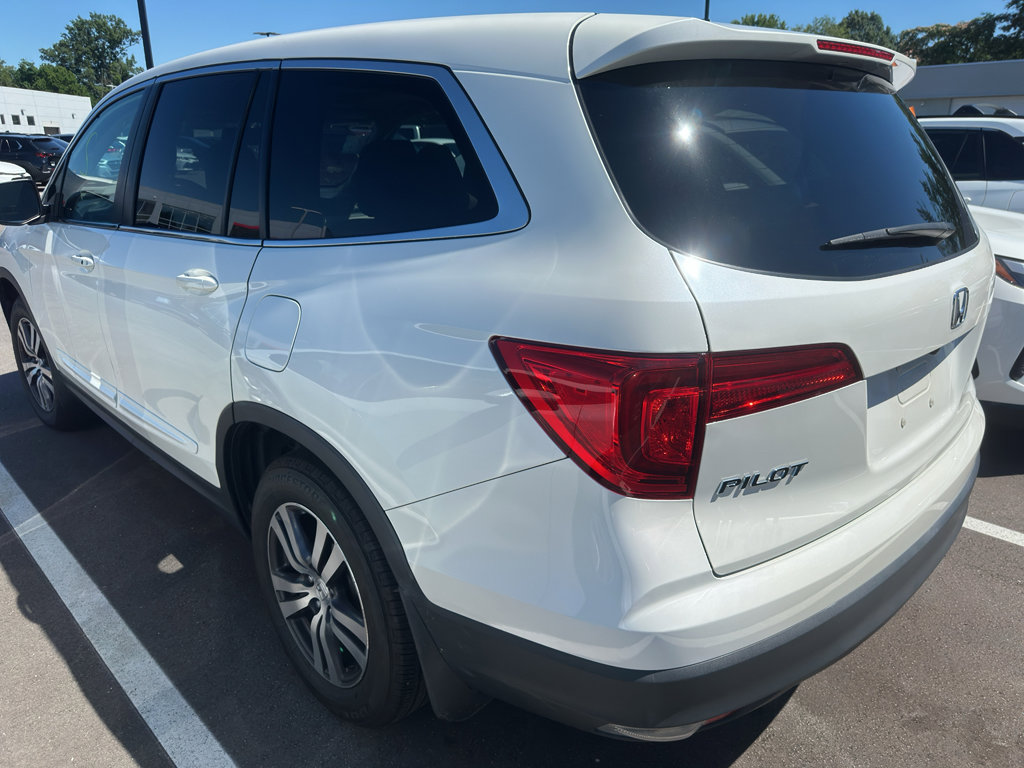 Used 2017 Honda Pilot EX-L image 4