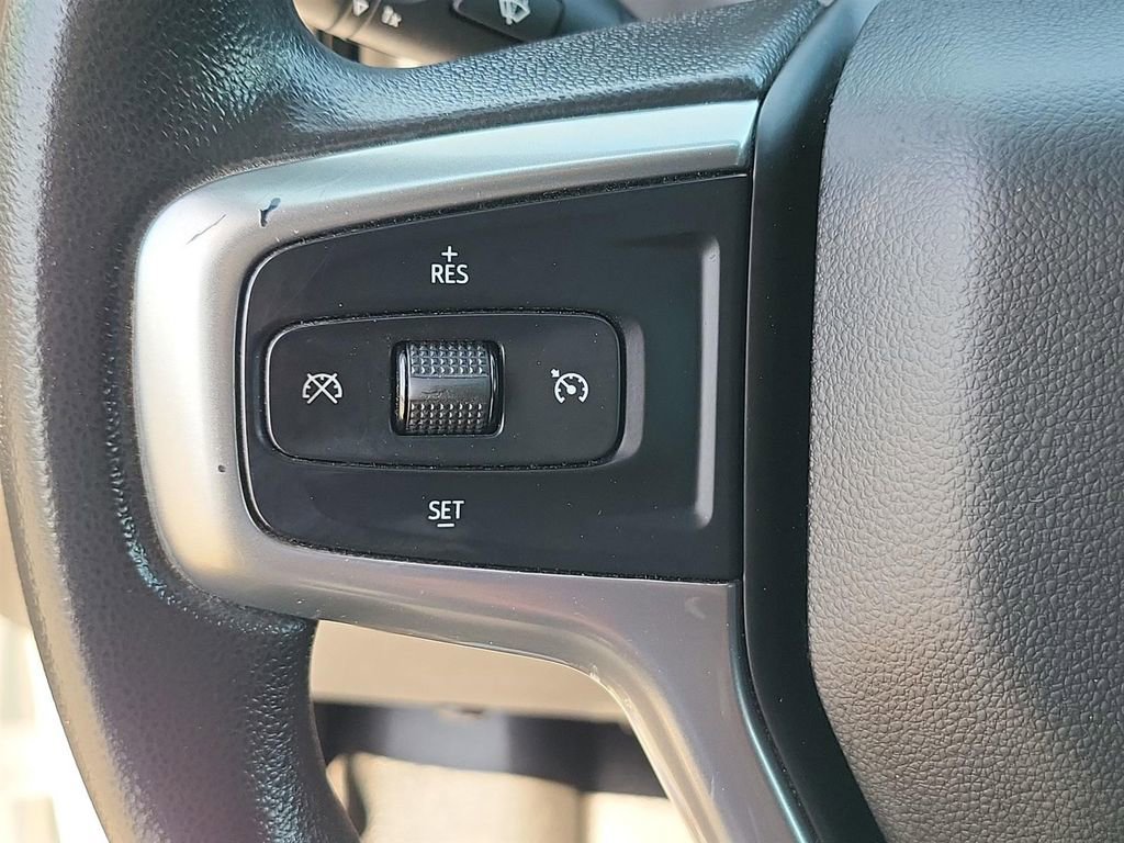 Used 2020 Chevrolet Silverado 1500 LT image 36