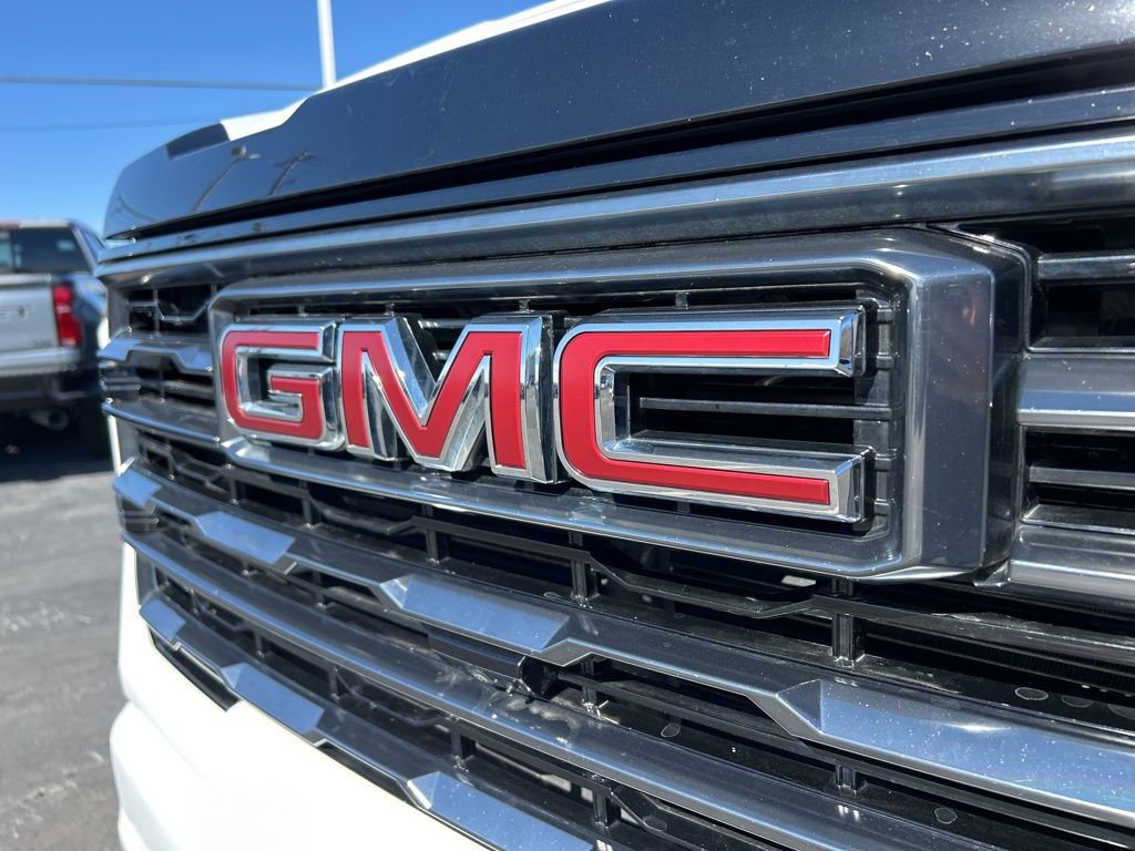 Used 2024 GMC Sierra 2500 AT4 w/ AT4 Premium Plus Package image 11