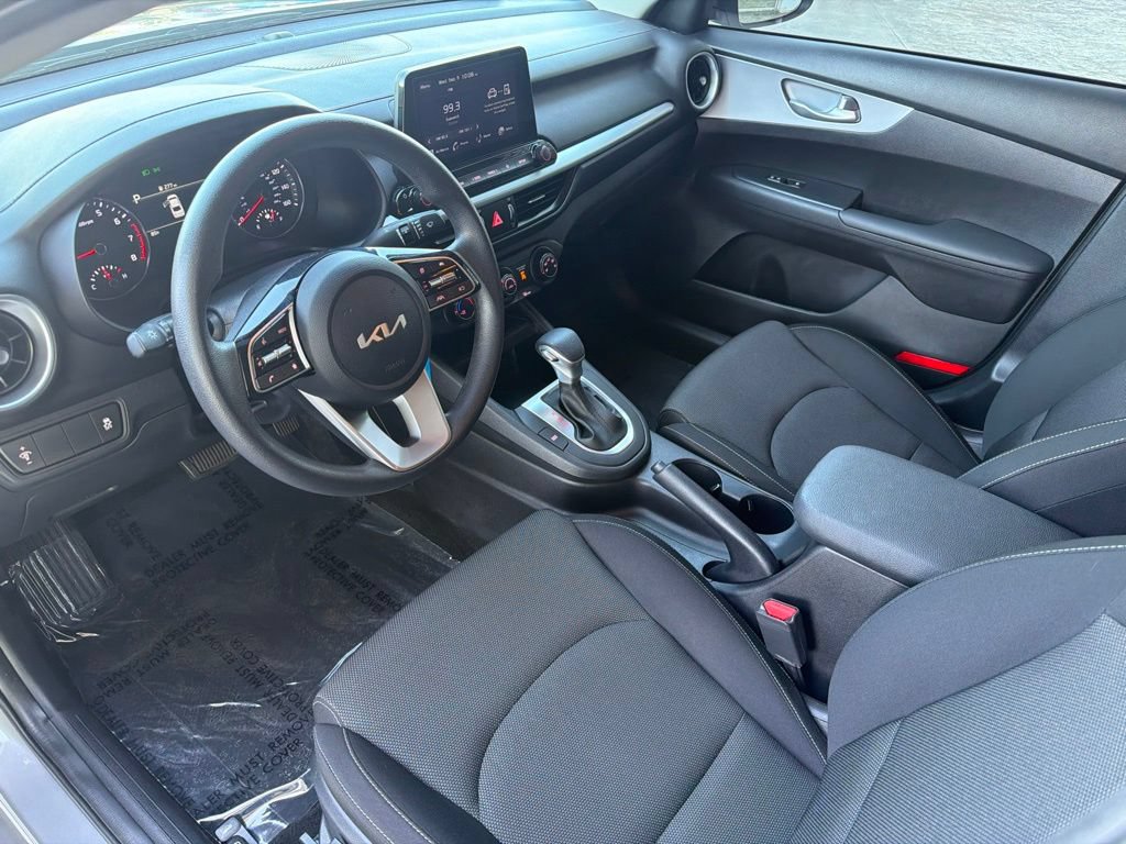 Used 2024 Kia Forte LXS FWD image 8