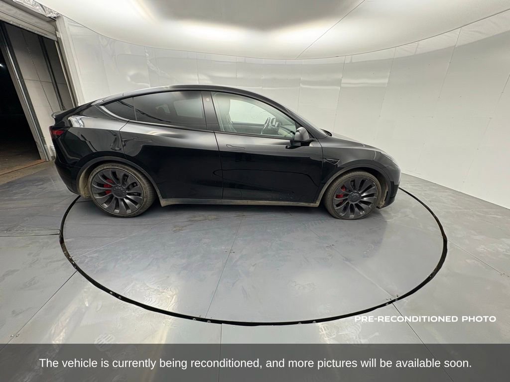 Used 2023 Tesla Model Y Performance image 7
