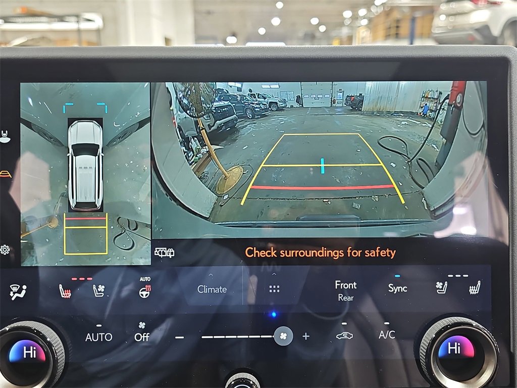 Used 2024 Lexus GX 550 image 26