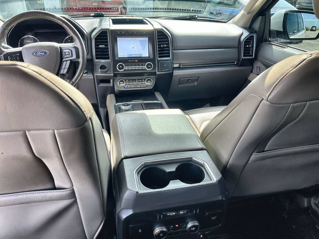 Used 2020 Ford Expedition Limited w/ Equipment Group 301A AWD/4WD image 21