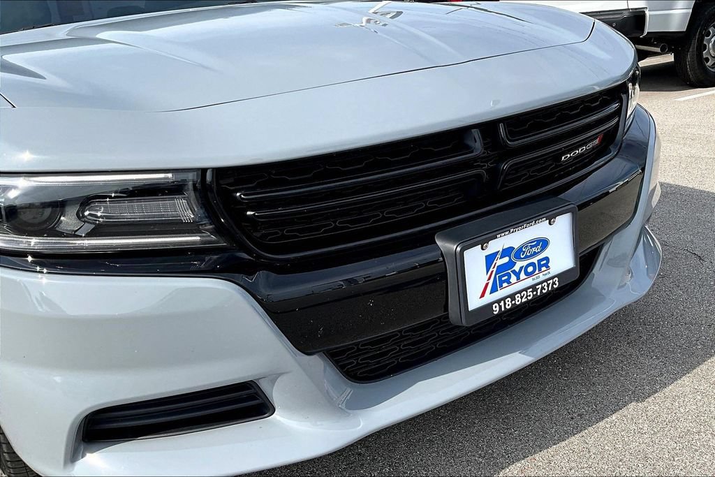 Used 2021 Dodge Charger SXT w/ Blacktop Package RWD image 30