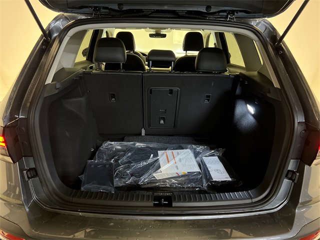 New 2026 Volkswagen Taos SE image 5