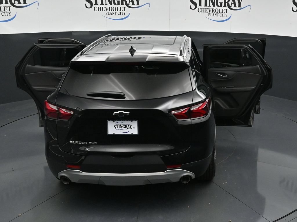 Used 2022 Chevrolet Blazer LT AWD/4WD image 35