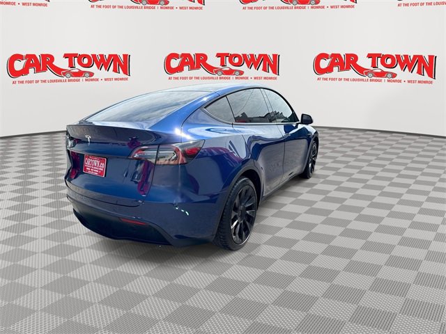 Used 2020 Tesla Model Y Long Range image 8