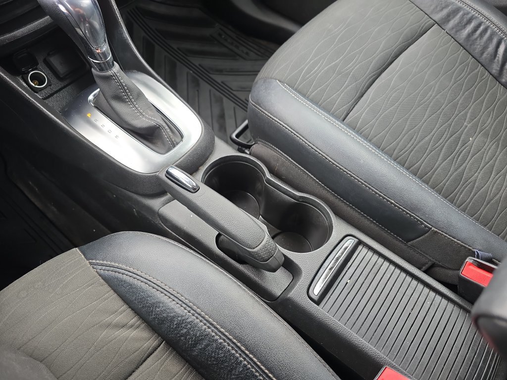 Used 2016 Buick Encore Convenience FWD image 25