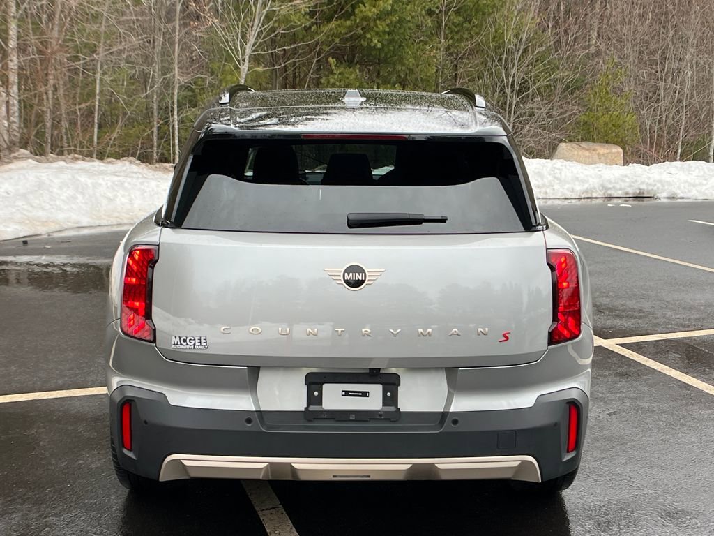 Used 2025 MINI Cooper Countryman S w/ Comfort Package Max image 4