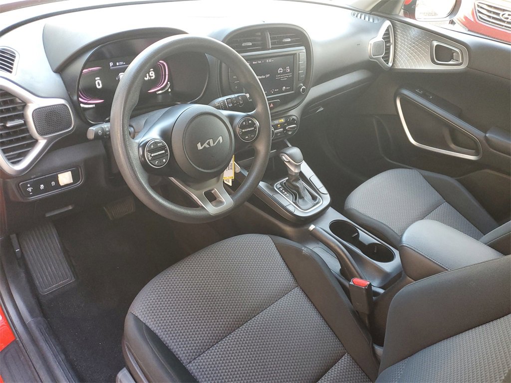Certified 2024 Kia Soul LX w/ Option Group 015 image 14