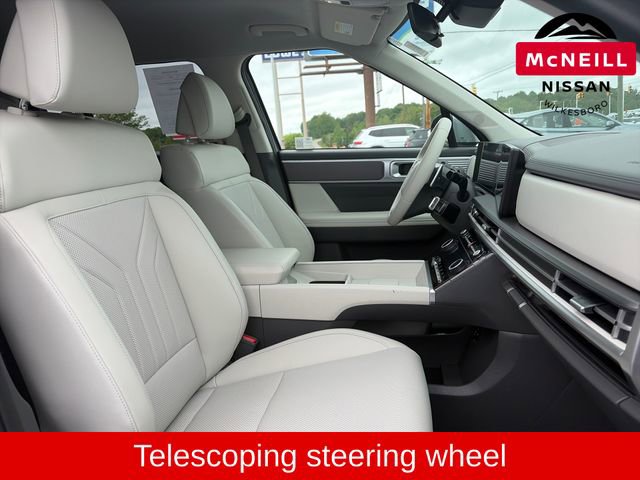 Used 2025 Hyundai Santa Fe SEL AWD/4WD image 13