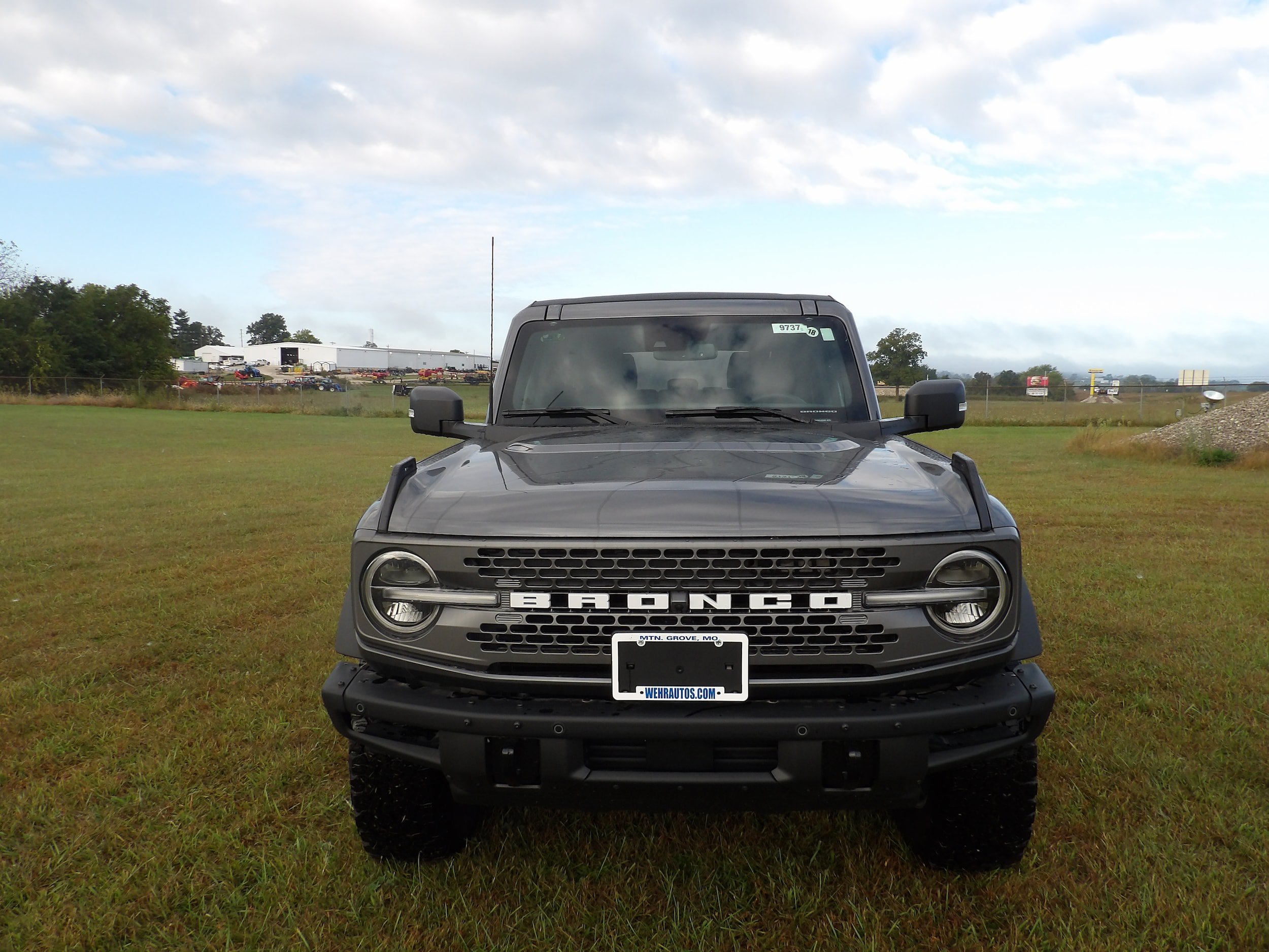 New 2024 Ford Bronco Badlands AWD/4WD image 3