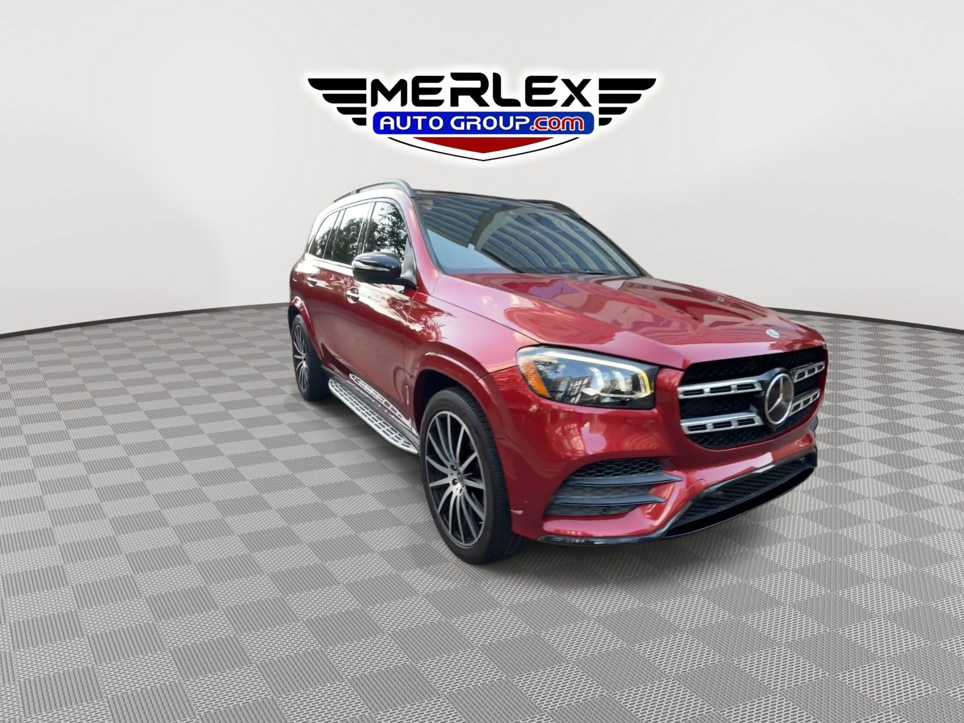 Used 2022 Mercedes-Benz GLS 450 4MATIC w/ AMG Line Exterior image 2