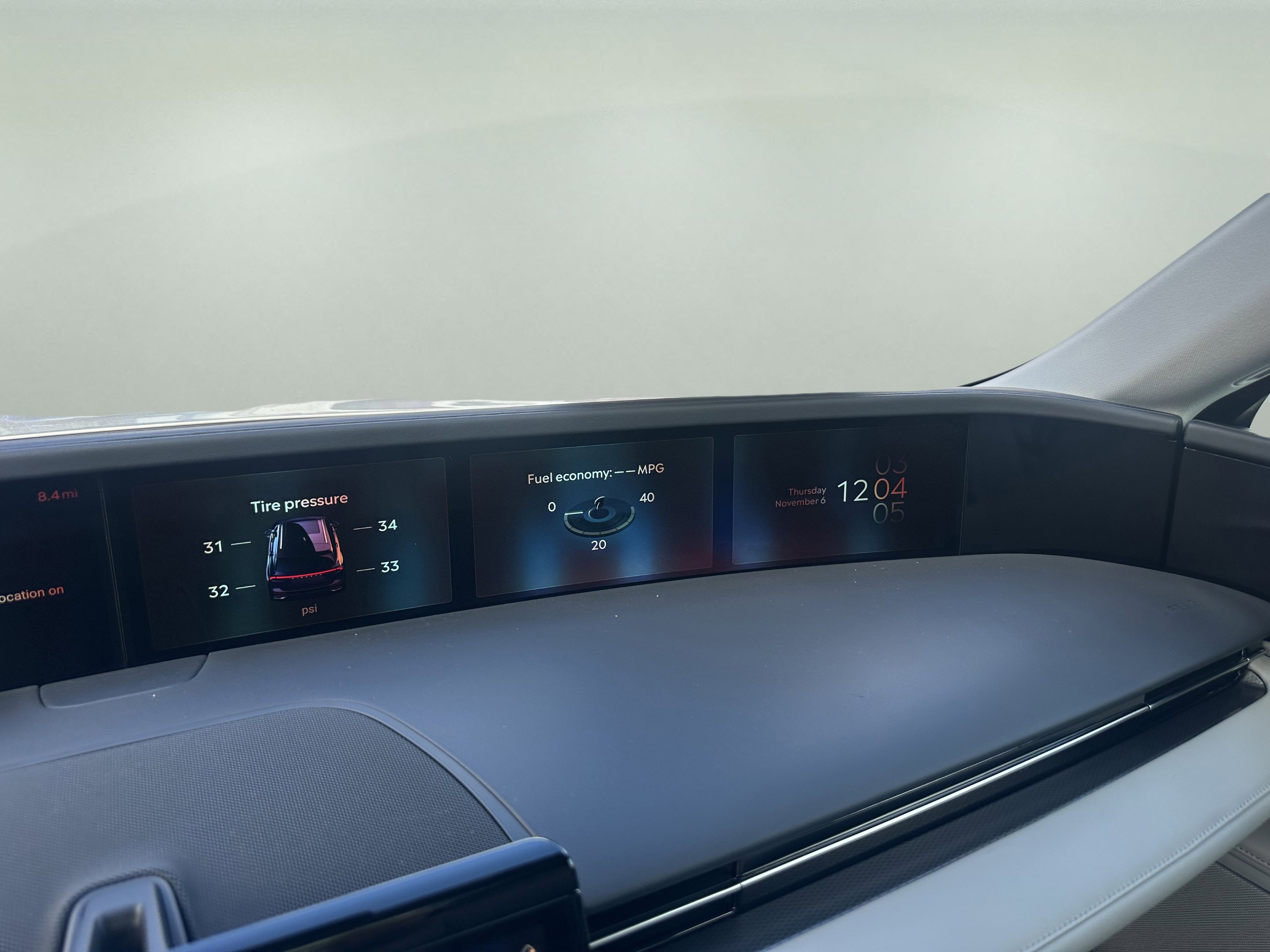 New 2026 Lincoln Nautilus Premier w/ Equipment Group 102A image 13