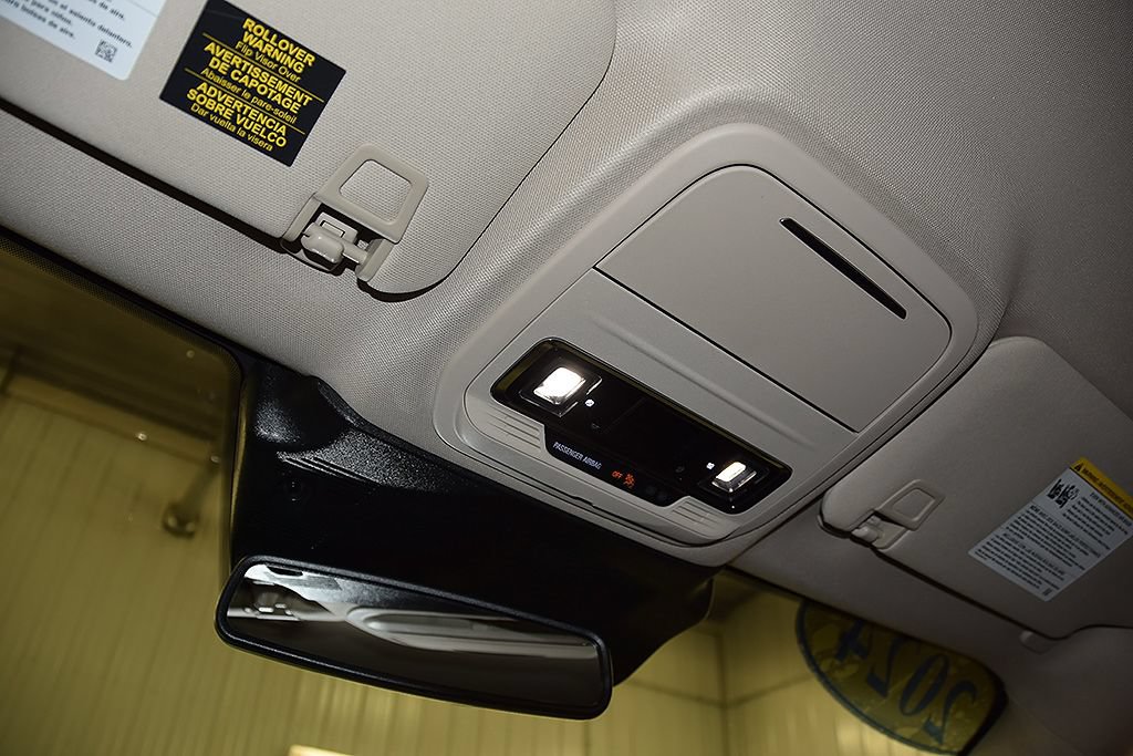 Used 2024 Lincoln Corsair Reserve AWD/4WD image 26