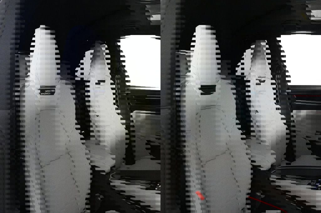 Certified 2025 Porsche Macan 4S Electric image 18