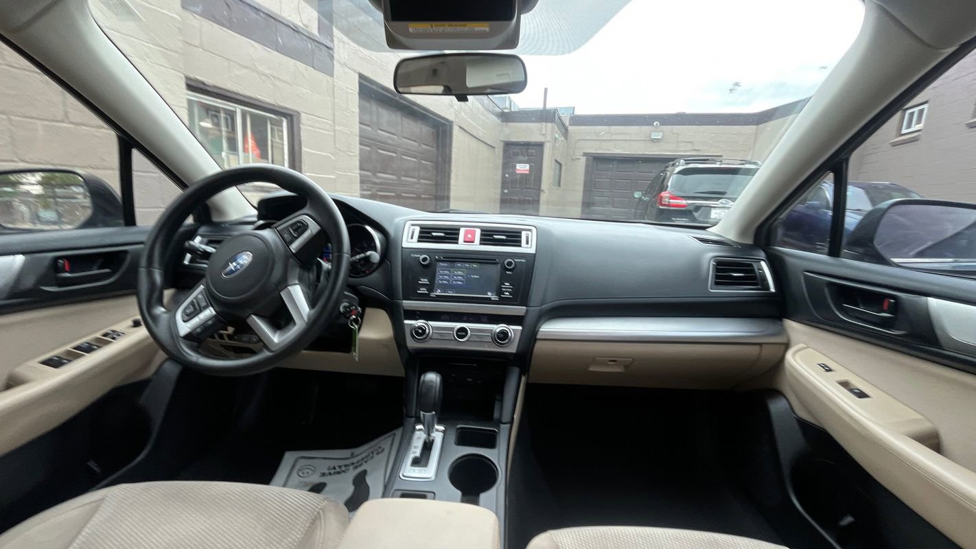 Used 2017 Subaru Outback 2.5i AWD/4WD image 15