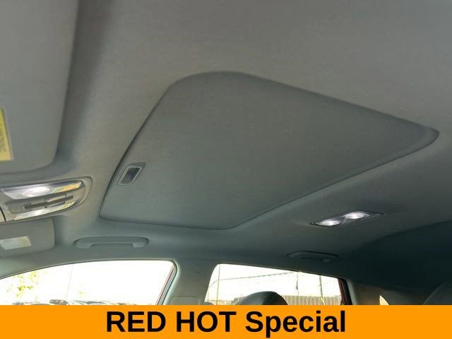 Used 2021 Kia Niro EX Premium w/ Cold Weather Package image 34