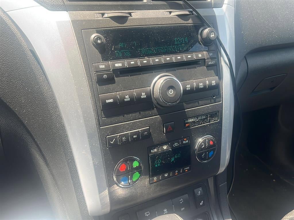 Used 2011 Chevrolet Traverse LT w/ Personal Connectivity Package FWD image 6