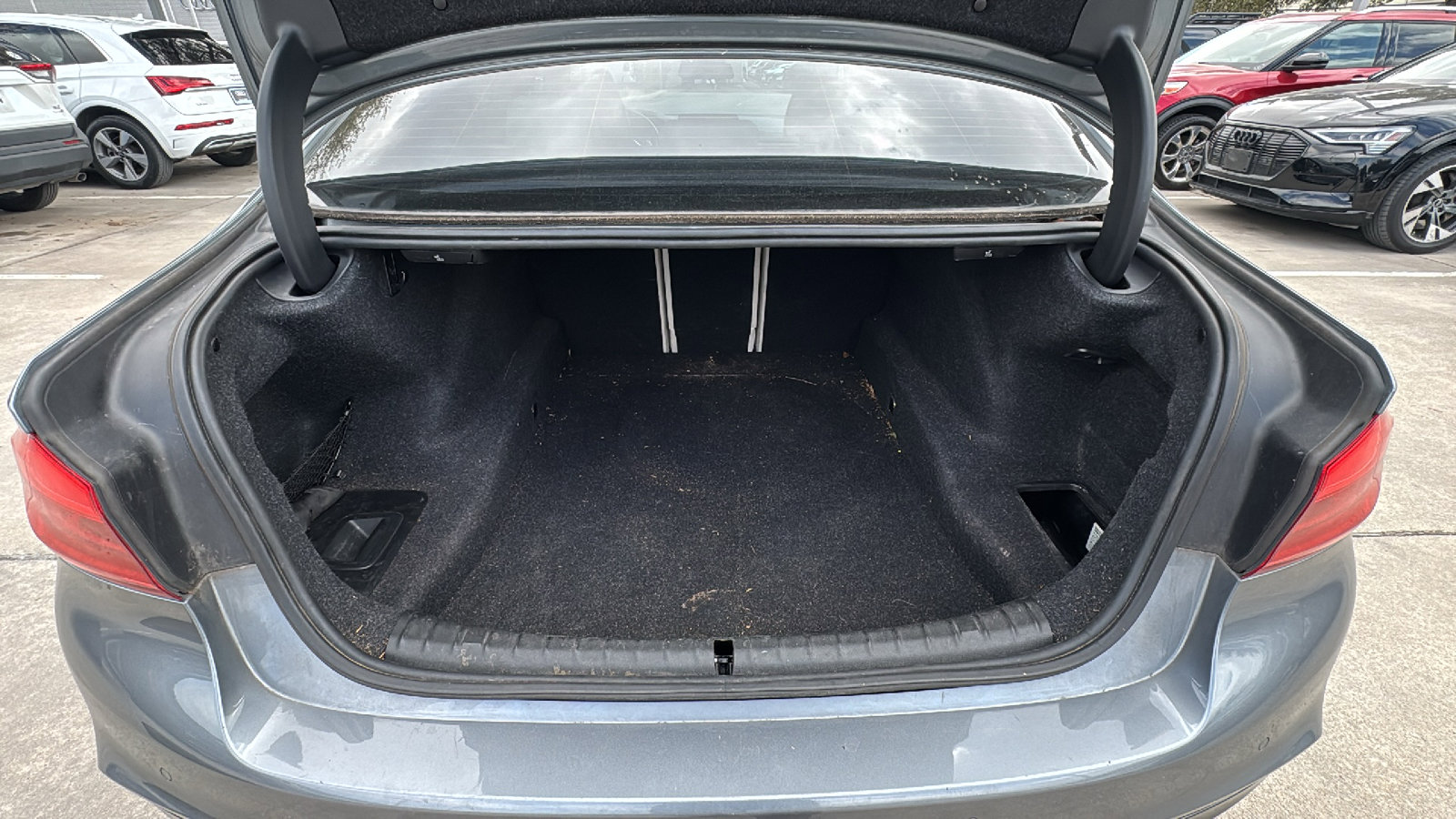 Used 2019 BMW 540i w/ M Sport Package image 25