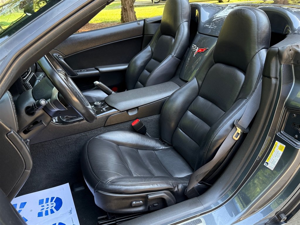 Used 2009 Chevrolet Corvette Convertible w/ Preferred Equipment Group RWD image 46
