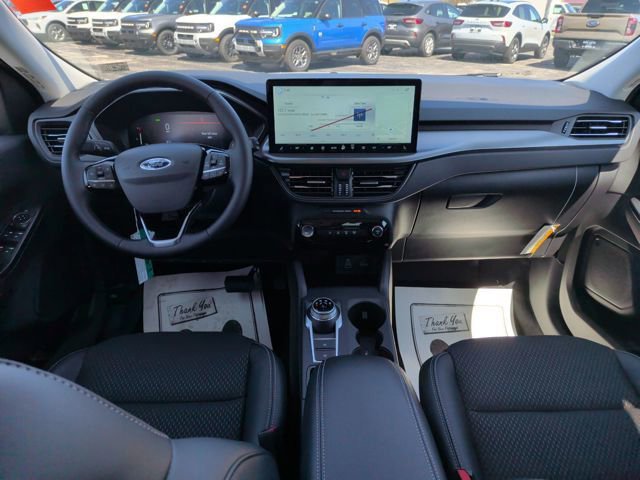 New 2026 Ford Escape SE image 2