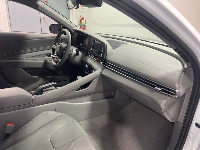 New 2026 Hyundai Elantra Sport image 23