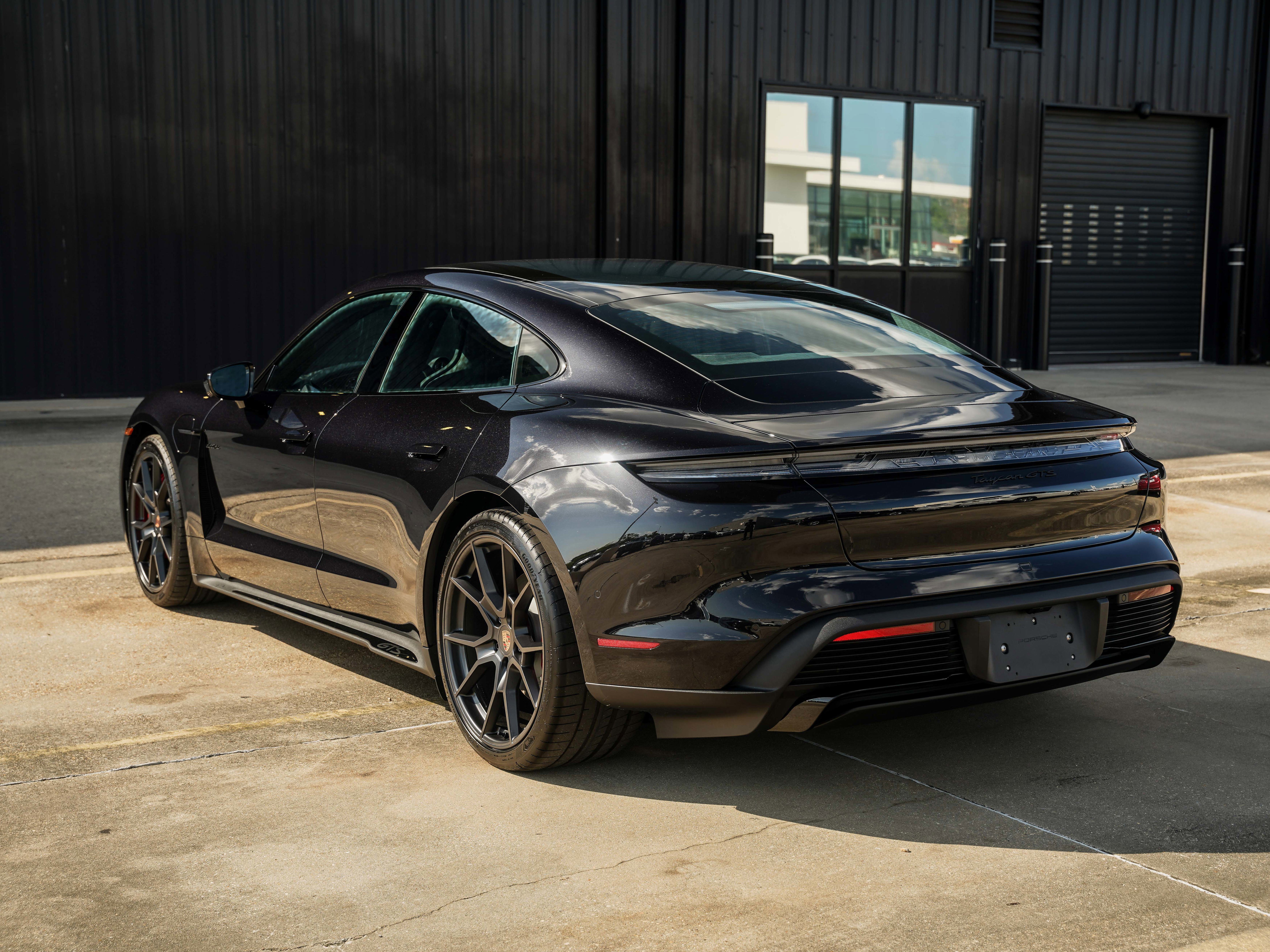 New 2025 Porsche Taycan GTS image 3