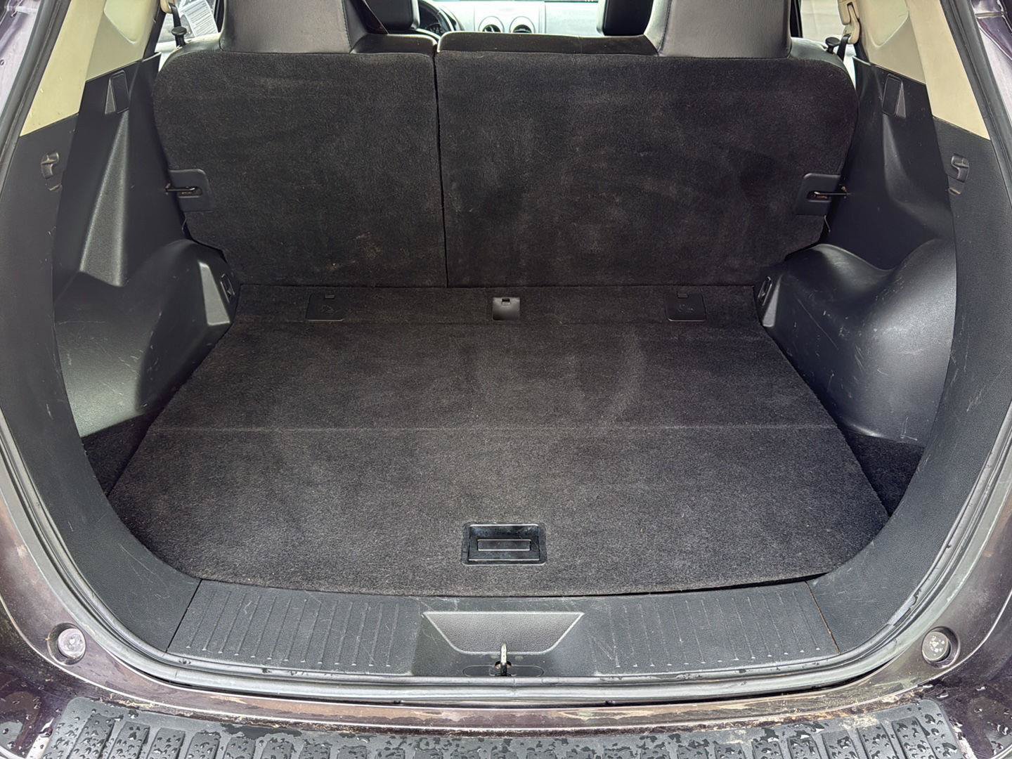 Used 2013 Nissan Rogue SL AWD/4WD image 8