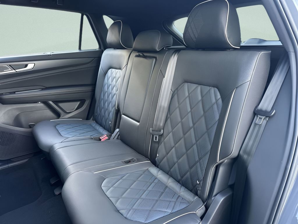 New 2026 Volkswagen Atlas Cross Sport SEL Premium R-Line image 23