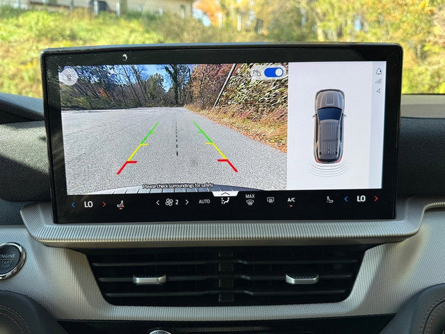 Used 2025 Ford Explorer Active image 26