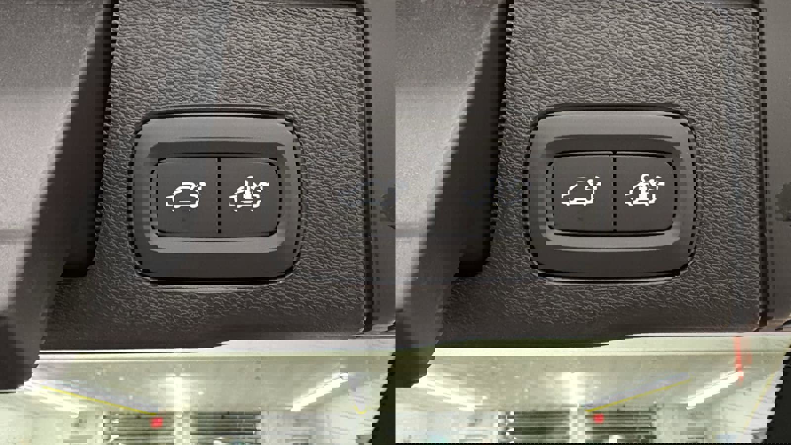 New 2026 Volvo XC60 T8 Ultra w/ Protection Package Premier image 30