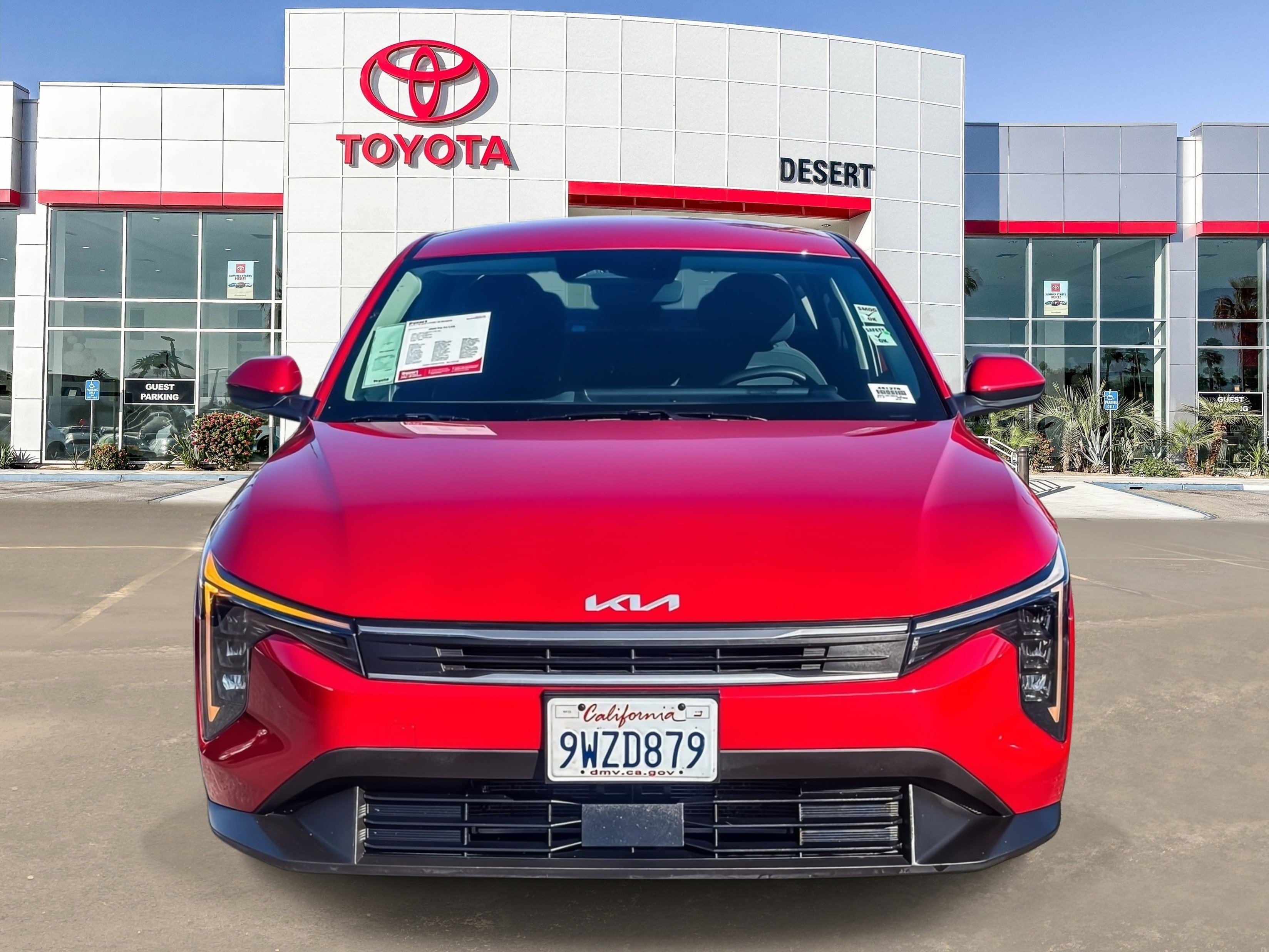 Used 2025 Kia K4 FWD image 2