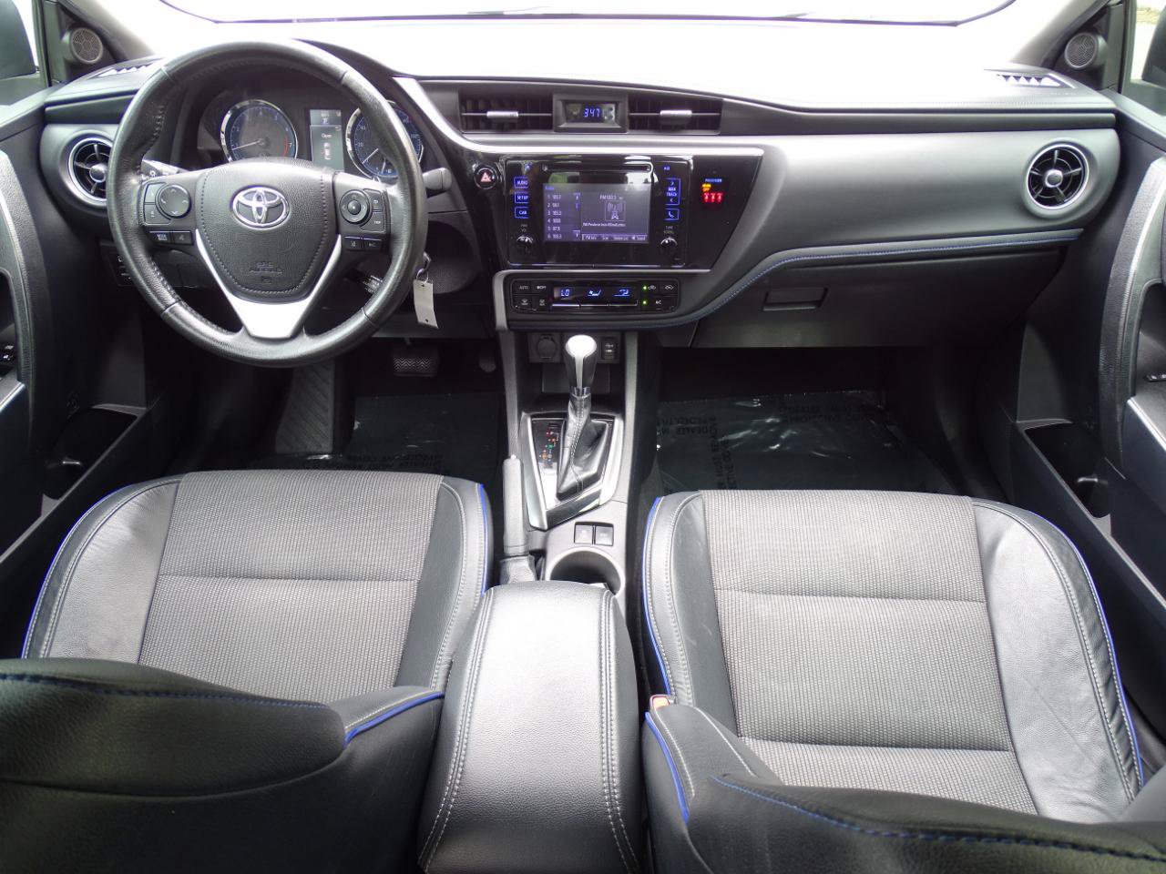 Used 2019 Toyota Corolla SE FWD image 27