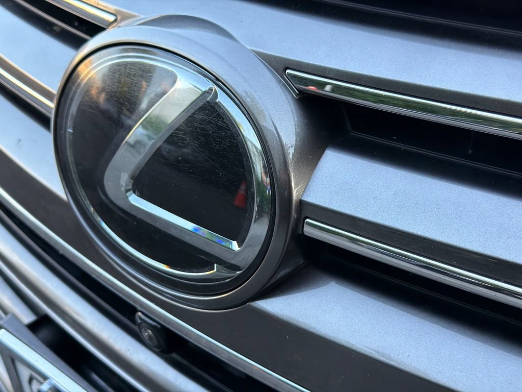 Used 2017 Lexus LX 570 4WD image 16