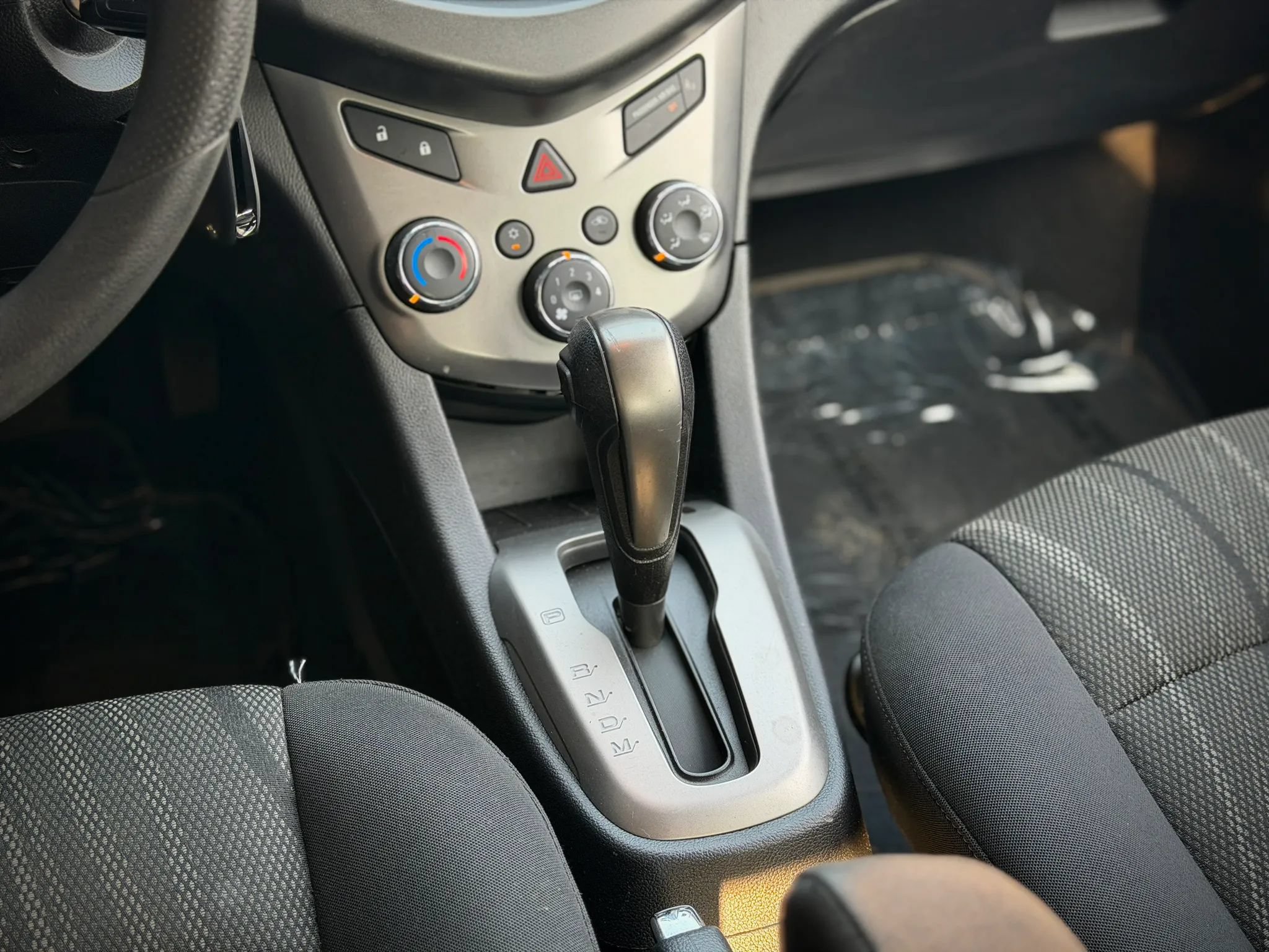 Used 2016 Chevrolet Sonic LT FWD image 13