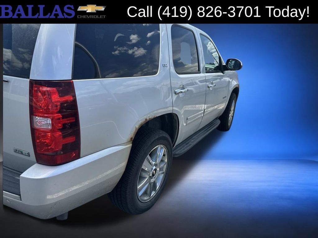 Used 2010 Chevrolet Tahoe LTZ AWD/4WD image 4